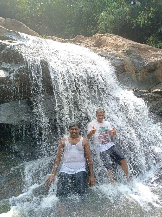 Riverbench Homestay Munnar, Anaviratty Экстерьер фото