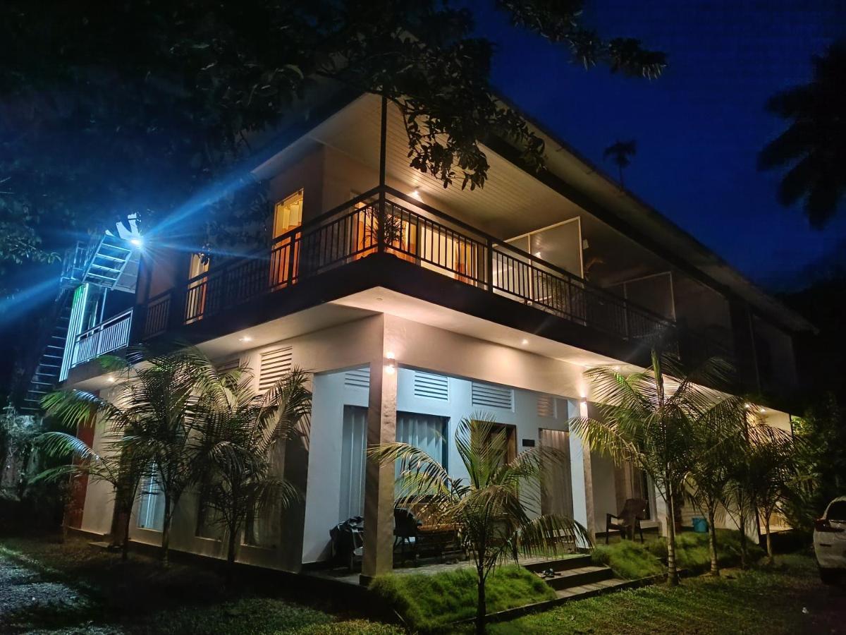 Riverbench Homestay Munnar, Anaviratty Экстерьер фото