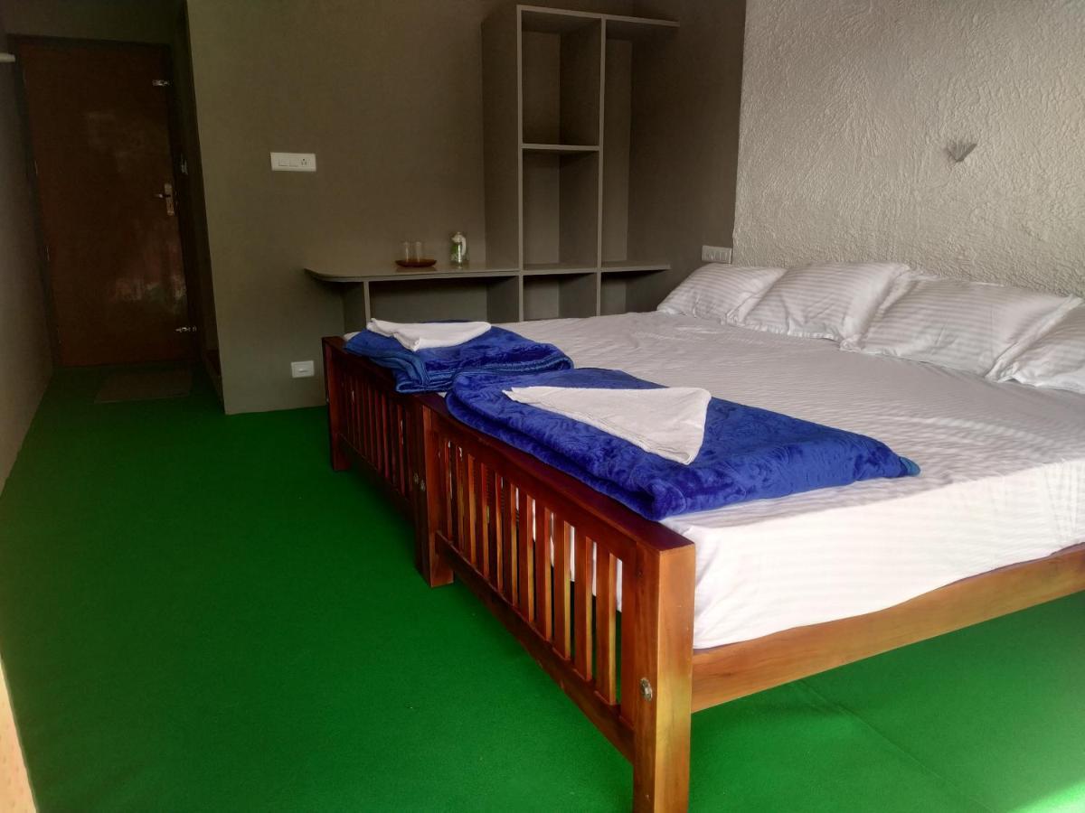 Riverbench Homestay Munnar, Anaviratty Экстерьер фото
