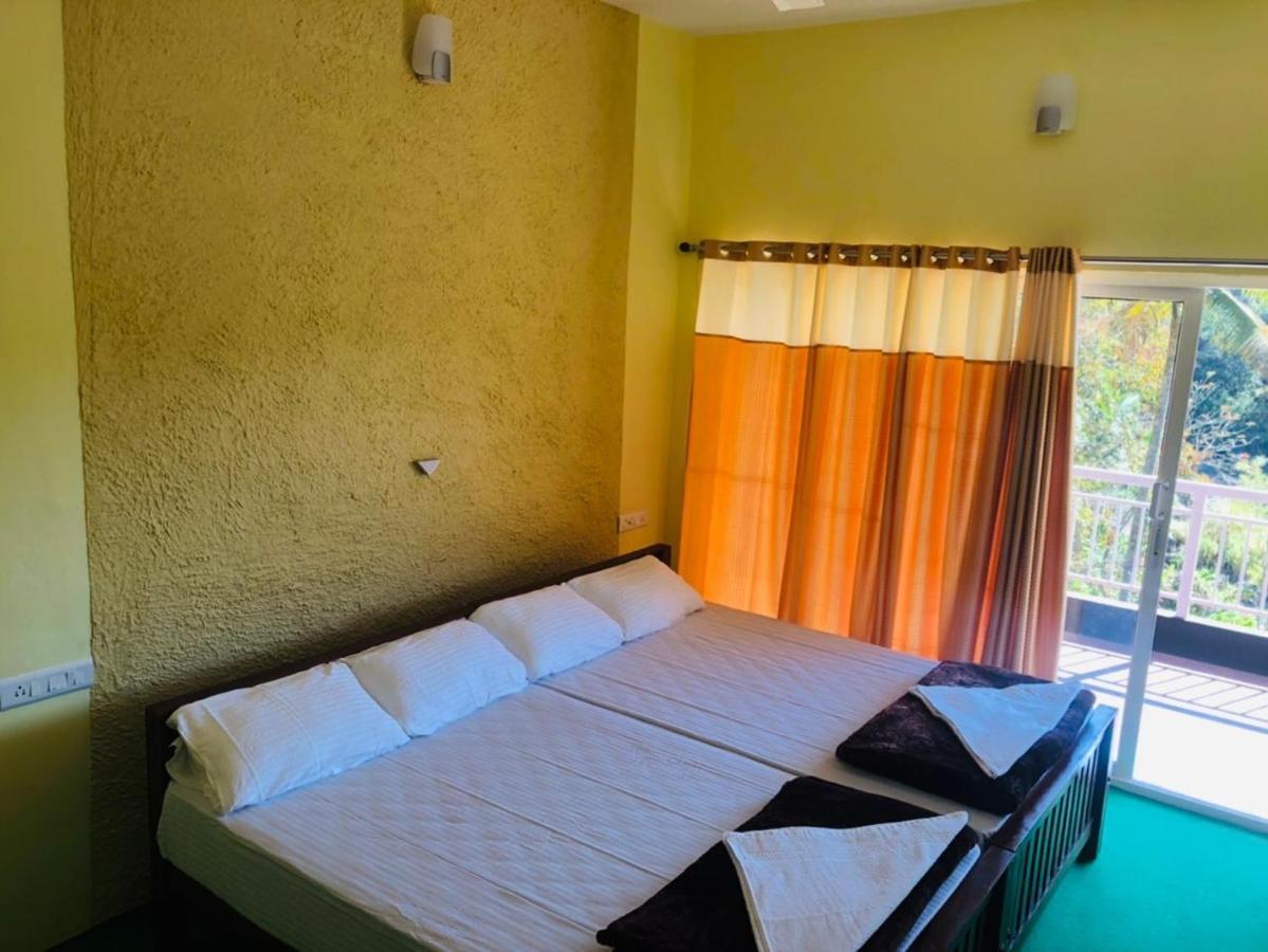 Riverbench Homestay Munnar, Anaviratty Номер фото